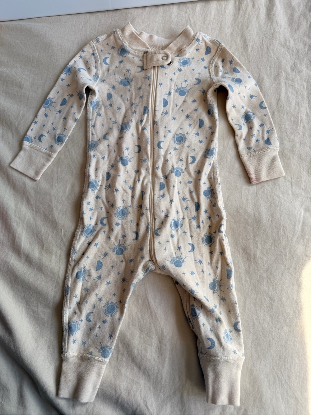 Hanna Andersson Cream Footie with Blue Moon & Sun Print